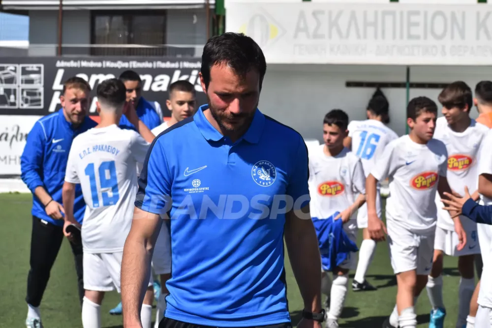 Β. Κασσαπάκης: «Τα παιδιά “ζήλεψαν” και θέλουν νίκη-πρόκριση»