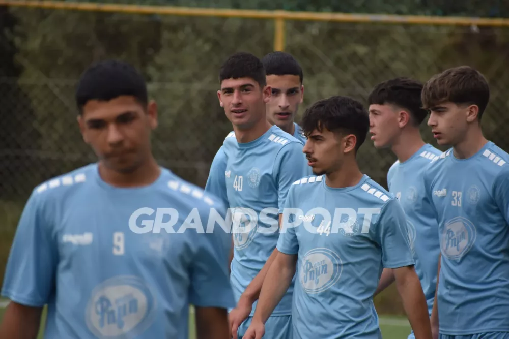 Φωτογραφίες απο το φιλικό ανάμεσα σε Κ19 Γιούχτα και Μικτή Κ16