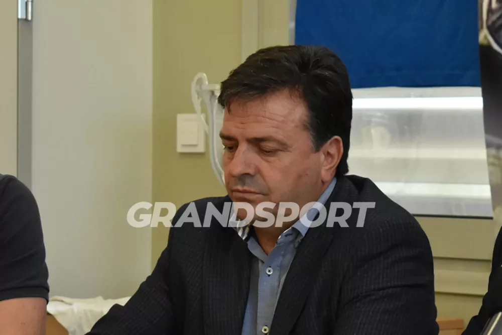 Ν. Συριγωνάκης: «Μας δίνεται η ευκαιρία να αποδείξουμε ότι για εμάς το ποδόσφαιρο είναι γιορτή» (vid)