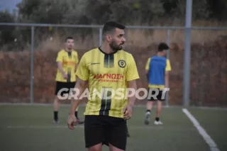 Η σημαία στον ιστό της – Παρέμεινε στον Ανθεστίων ο Γ. Στρατάκης!
