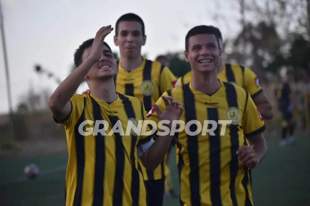 «Διπλό» στα Καλέσα για το Μαρτινέγκο