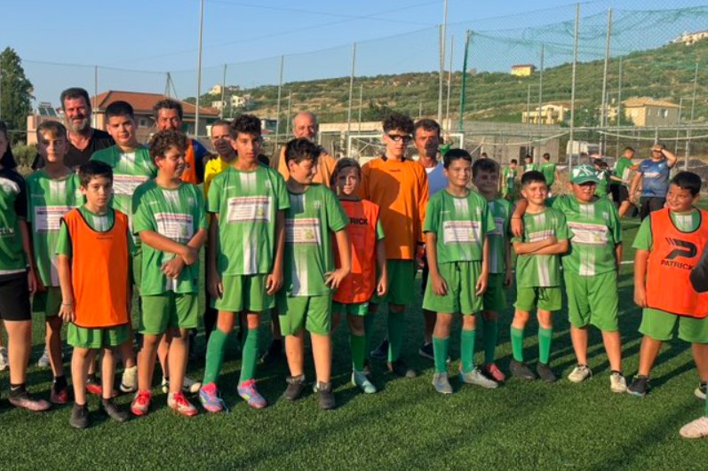 Με χαμόγελα και υποσχέσεις για το μέλλον έκλεισε η χρονιά στην ακαδημία του Γιούχτα
