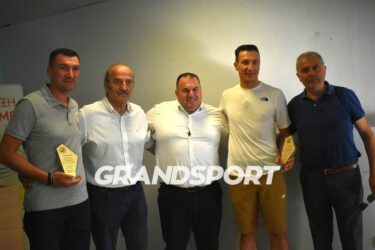 Τιμητική βράβευση για τον Βασίλη Σαββούδη και τον Δημήτρη Μανιώτη από την ΕΠΣΗ
