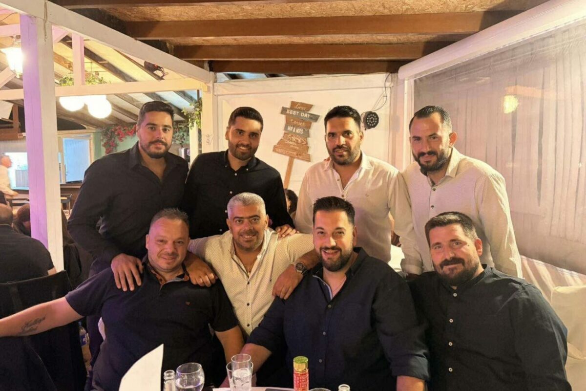 Στιγμές χαράς για τον ΟΦΑ: Βάφτισε τον γιο του ο Μηνάς Σαϊτάκης