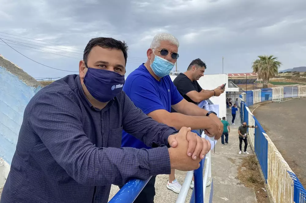 ΧΑΡΗΣ ΑΛΕΞΑΚΗΣ ΓΙΩΡΓΟΣ ΨΥΛΛΑΚΗΣ