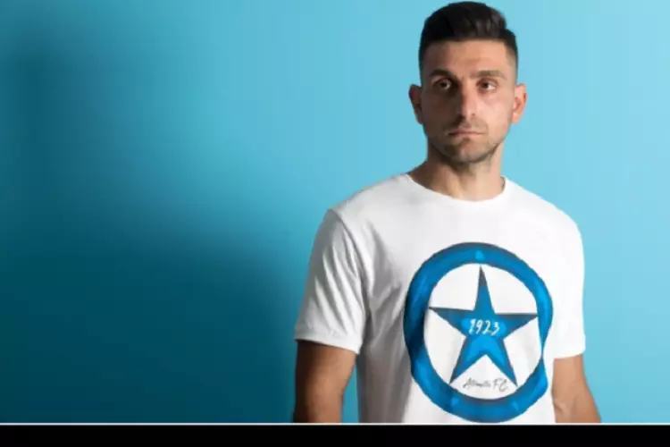 Κουλούρης;.
