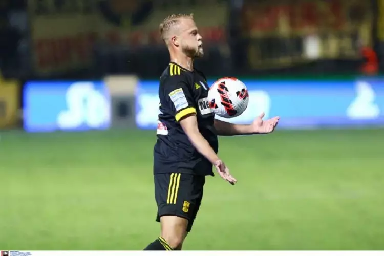 Σούντγκρεν: «Συγγνώμη αν παρερμηνεύτηκαν τα λόγια μου – Απόλυτος σεβασμός προς την ομάδα»