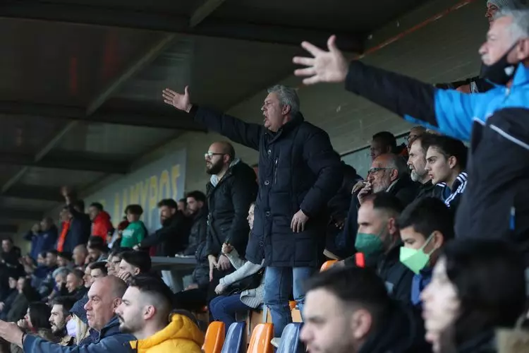 &Alpha;&Lambda;&Mu;&Upsilon;&Rho;&Omicron;&Sigma; &Pi;&Omicron;&Alpha; (5)