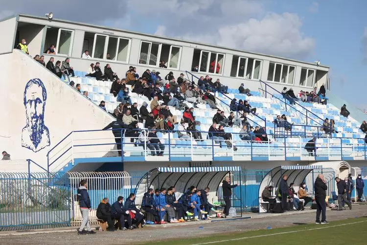 &Eta;&rho;ό&delta;&omicron;&tau;&omicron;&sigmaf; &ndash; &Alpha;&Epsilon;&Kappa; &Beta; (25)