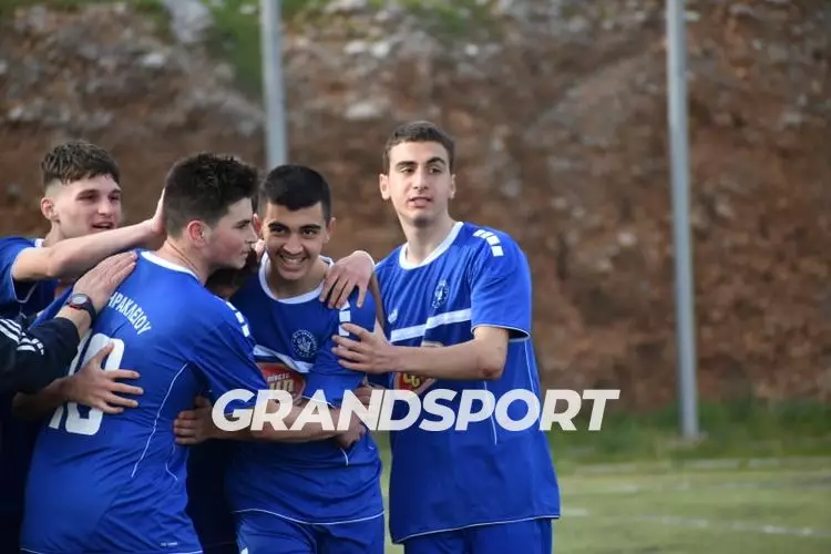 &Kappa;17 &Lambda;&Alpha;&Sigma;&Iota;&Theta;&Iota; &Eta;&Rho;&Alpha;&Kappa;&Lambda;&Epsilon;&Iota;&Omicron; (1)