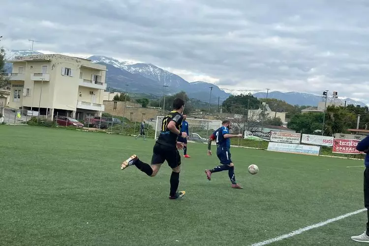 &Mu;&Omicron;&Iota;&Rho;&Epsilon;&Sigma; &Alpha;&Nu;&Theta;&Epsilon;&Sigma;&Tau;&Iota;&Omega;&Nu; (3)