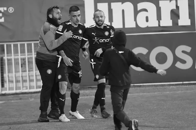 &Omicron;&Phi;&Eta; &Pi;&Alpha;&Nu;&Alpha;&Theta;&Eta;&Nu;&Alpha;&Iota;&Kappa;&Omicron;&Sigma; (19)