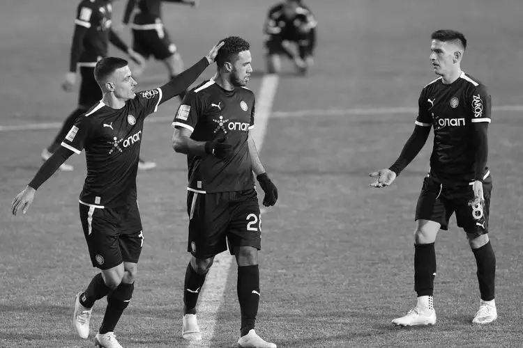 &Omicron;&Phi;&Eta; &Pi;&Alpha;&Nu;&Alpha;&Theta;&Eta;&Nu;&Alpha;&Iota;&Kappa;&Omicron;&Sigma; (32)