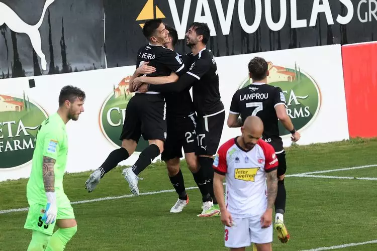 &Omicron;&Phi;&Eta; &Beta;&Omicron;&Lambda;&Omicron;&Sigma; (15)