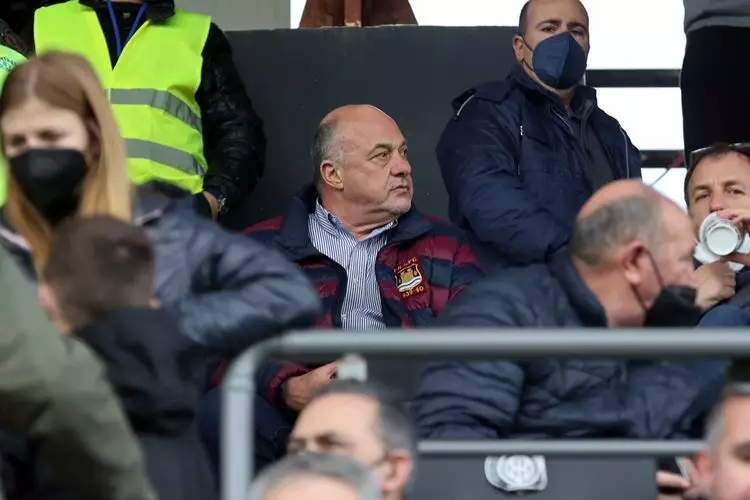 &Omicron;&Phi;&Eta; &Beta;&Omicron;&Lambda;&Omicron;&Sigma; (18)