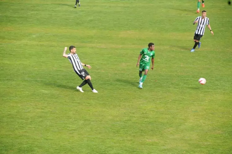 ΟΦΙ ΛΕΒΑΔΕΙΑΚΟΣ (5)