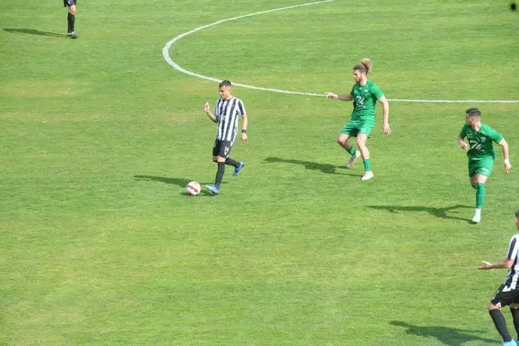 ΟΦΙ ΛΕΒΑΔΕΙΑΚΟΣ (7)