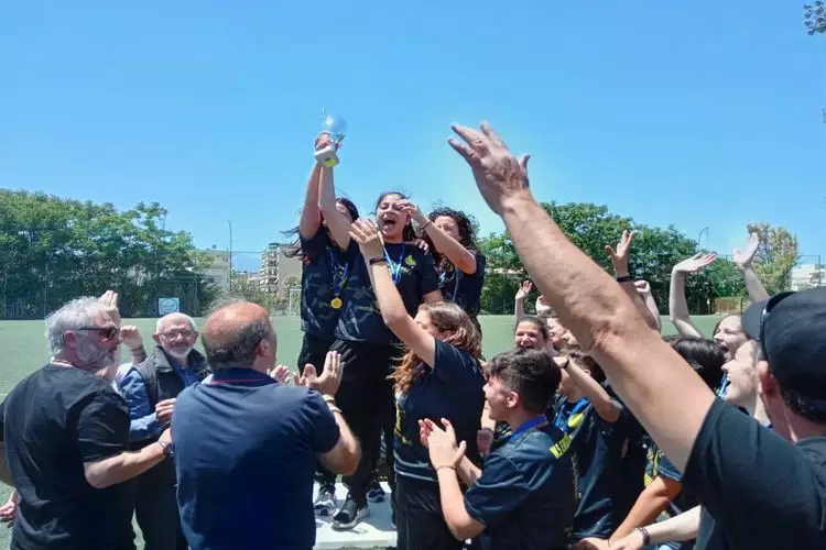 ΑΠΟΝΟΜΗ ΚΟΡΙΤΣΙΩΝ ΝΕΩΝ ΕΡΓΟΤΕΛΗ1