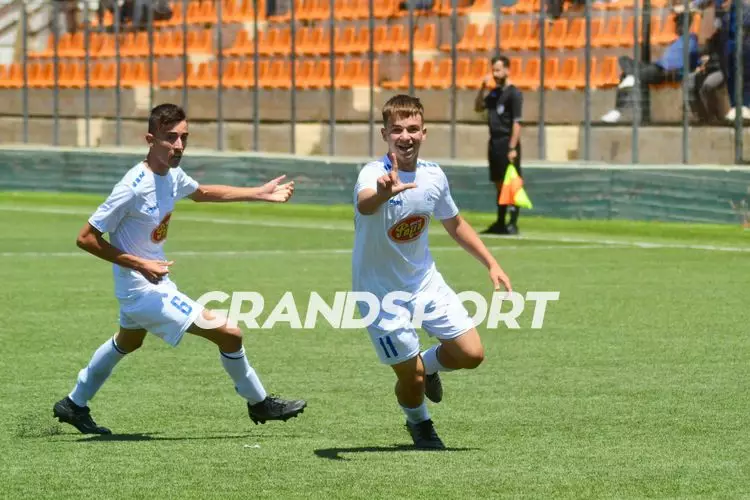 &Kappa;15 &Mu;&Iota;&Kappa;&Tau;&Epsilon;&Sigma; &Eta;&Rho;&Alpha;&Kappa;&Lambda;&Epsilon;&Iota;&Omicron; &Lambda;&Epsilon;&Sigma;&Beta;&Omicron;&Sigma; (13)