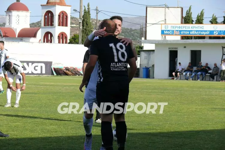 &Alpha;&Omicron;&Tau; &Alpha;&Gamma;&Iota;&Alpha; &Pi;&Alpha;&Rho;&Alpha;&Sigma;&Kappa;&Epsilon;&Upsilon;&Eta; (40)