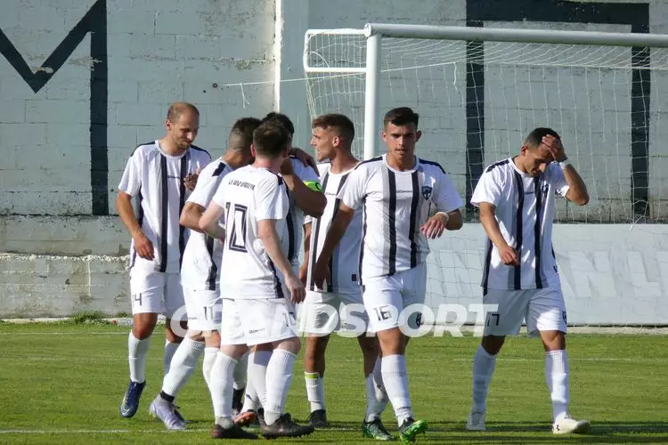 &Alpha;&Omicron;&Tau; &Alpha;&Gamma;&Iota;&Alpha; &Pi;&Alpha;&Rho;&Alpha;&Sigma;&Kappa;&Epsilon;&Upsilon;&Eta; (58)