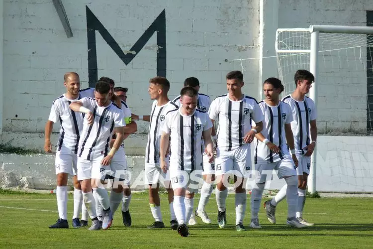 &Alpha;&Omicron;&Tau; &Alpha;&Gamma;&Iota;&Alpha; &Pi;&Alpha;&Rho;&Alpha;&Sigma;&Kappa;&Epsilon;&Upsilon;&Eta; (60)