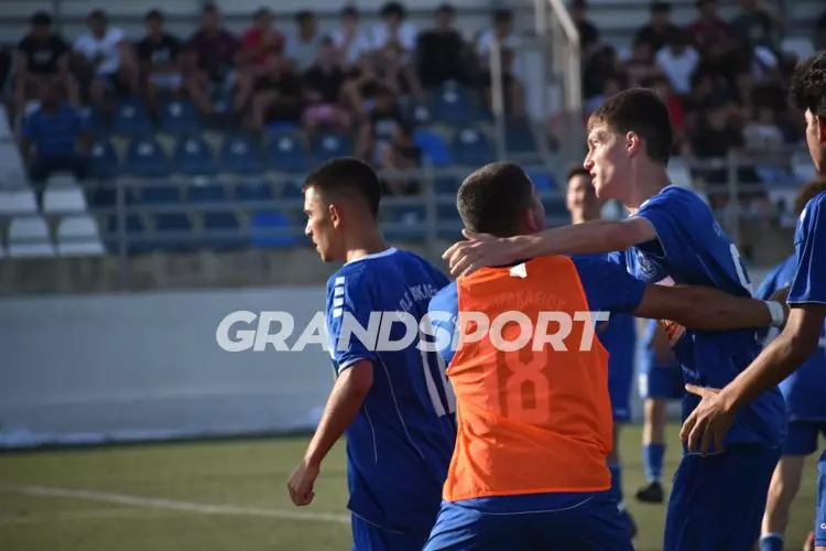 &Mu;&Iota;&Kappa;&Tau;&Epsilon;&Sigma; &Epsilon;&Pi;&Sigma;&Eta; &Pi;&Rho;&Omicron;&Kappa;&Rho;&Iota;&Sigma;&Eta;100