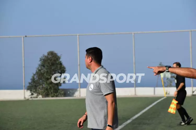 &Mu;&Iota;&Kappa;&Tau;&Epsilon;&Sigma; &Epsilon;&Pi;&Sigma;&Eta; &Pi;&Rho;&Omicron;&Kappa;&Rho;&Iota;&Sigma;&Eta;143