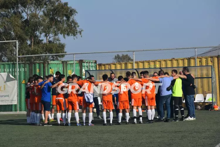 &Mu;&Iota;&Kappa;&Tau;&Epsilon;&Sigma; &Epsilon;&Pi;&Sigma;&Eta; &Pi;&Rho;&Omicron;&Kappa;&Rho;&Iota;&Sigma;&Eta;180