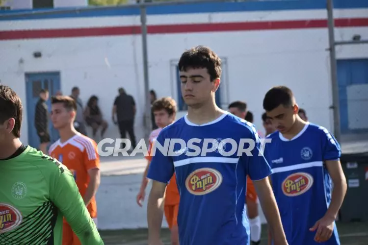 &Mu;&Iota;&Kappa;&Tau;&Epsilon;&Sigma; &Epsilon;&Pi;&Sigma;&Eta; &Pi;&Rho;&Omicron;&Kappa;&Rho;&Iota;&Sigma;&Eta;205