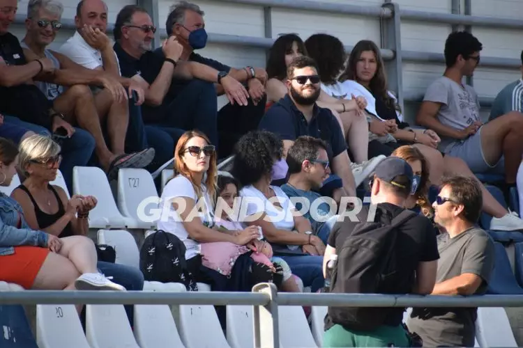 &Mu;&Iota;&Kappa;&Tau;&Epsilon;&Sigma; &Epsilon;&Pi;&Sigma;&Eta; &Pi;&Rho;&Omicron;&Kappa;&Rho;&Iota;&Sigma;&Eta;211