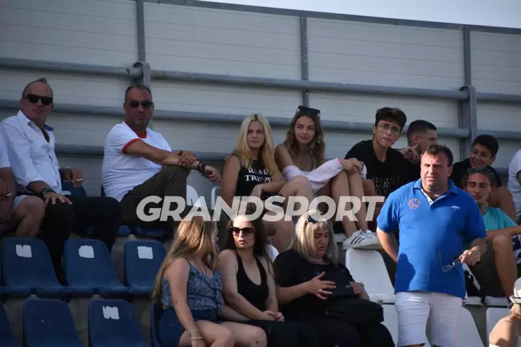 &Mu;&Iota;&Kappa;&Tau;&Epsilon;&Sigma; &Epsilon;&Pi;&Sigma;&Eta; &Pi;&Rho;&Omicron;&Kappa;&Rho;&Iota;&Sigma;&Eta;217