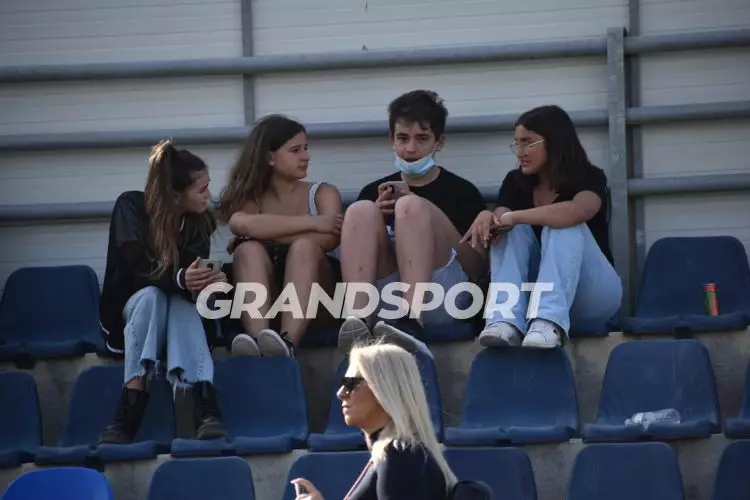 &Mu;&Iota;&Kappa;&Tau;&Epsilon;&Sigma; &Epsilon;&Pi;&Sigma;&Eta; &Pi;&Rho;&Omicron;&Kappa;&Rho;&Iota;&Sigma;&Eta;222