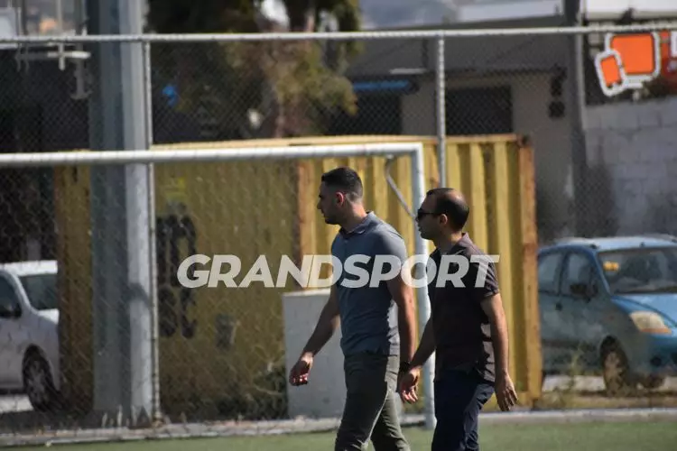 &Mu;&Iota;&Kappa;&Tau;&Epsilon;&Sigma; &Epsilon;&Pi;&Sigma;&Eta; &Pi;&Rho;&Omicron;&Kappa;&Rho;&Iota;&Sigma;&Eta;275