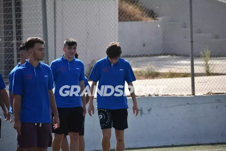 &Mu;&Iota;&Kappa;&Tau;&Epsilon;&Sigma; &Epsilon;&Pi;&Sigma;&Eta; &Pi;&Rho;&Omicron;&Kappa;&Rho;&Iota;&Sigma;&Eta;277