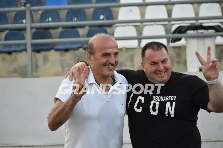 &Mu;&Iota;&Kappa;&Tau;&Epsilon;&Sigma; &Epsilon;&Pi;&Sigma;&Eta; &Pi;&Rho;&Omicron;&Kappa;&Rho;&Iota;&Sigma;&Eta;3