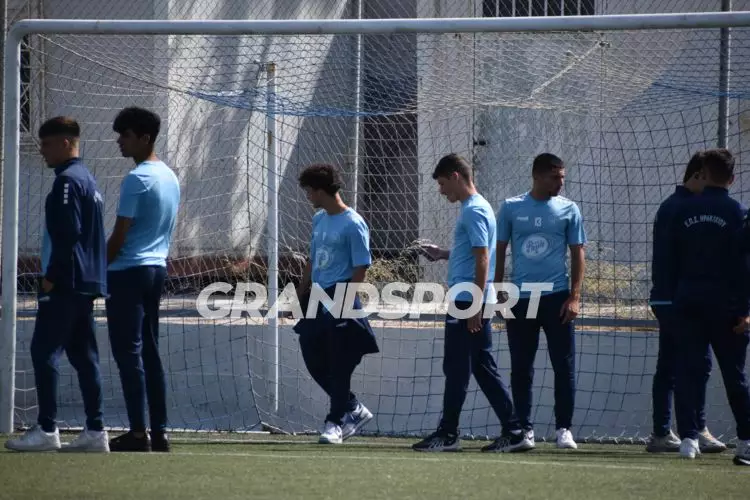 &Mu;&Iota;&Kappa;&Tau;&Epsilon;&Sigma; &Epsilon;&Pi;&Sigma;&Eta; &Pi;&Rho;&Omicron;&Kappa;&Rho;&Iota;&Sigma;&Eta;301