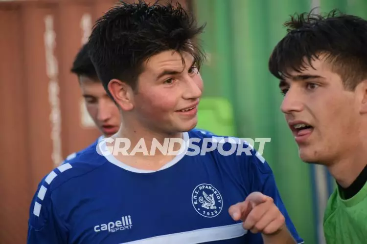 &Mu;&Iota;&Kappa;&Tau;&Epsilon;&Sigma; &Epsilon;&Pi;&Sigma;&Eta; &Pi;&Rho;&Omicron;&Kappa;&Rho;&Iota;&Sigma;&Eta;4