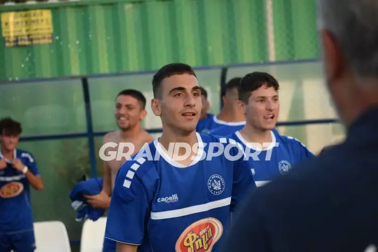 &Mu;&Iota;&Kappa;&Tau;&Epsilon;&Sigma; &Epsilon;&Pi;&Sigma;&Eta; &Pi;&Rho;&Omicron;&Kappa;&Rho;&Iota;&Sigma;&Eta;6