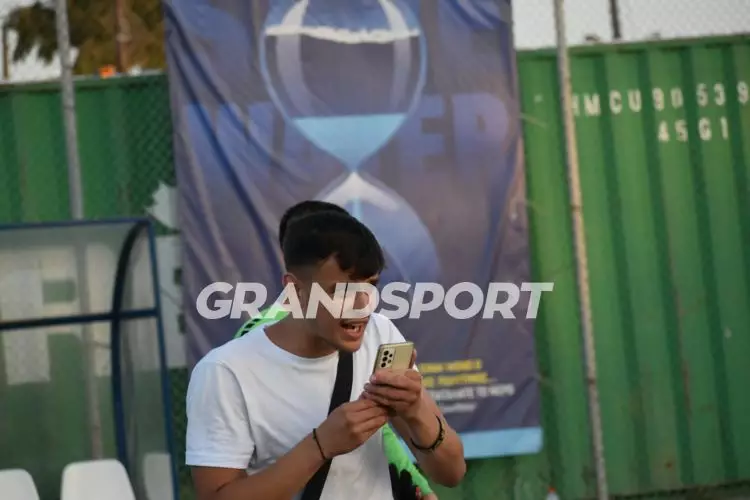 &Mu;&Iota;&Kappa;&Tau;&Epsilon;&Sigma; &Epsilon;&Pi;&Sigma;&Eta; &Pi;&Rho;&Omicron;&Kappa;&Rho;&Iota;&Sigma;&Eta;7