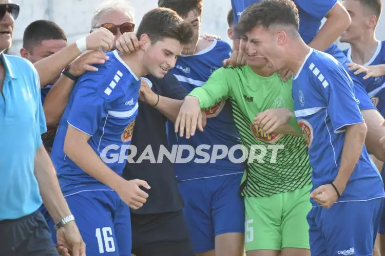 &Mu;&Iota;&Kappa;&Tau;&Epsilon;&Sigma; &Epsilon;&Pi;&Sigma;&Eta; &Pi;&Rho;&Omicron;&Kappa;&Rho;&Iota;&Sigma;&Eta;76