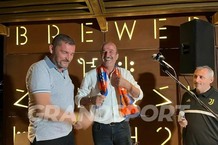 &Mu;&Iota;&Kappa;&Tau;&Eta; &Kappa;17 &Eta;&Rho;&Alpha;&Kappa;&Lambda;&Epsilon;&Iota;&Omicron;&Upsilon; (13)