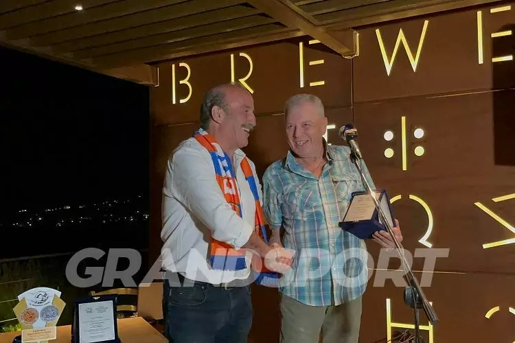 &Mu;&Iota;&Kappa;&Tau;&Eta; &Kappa;17 &Eta;&Rho;&Alpha;&Kappa;&Lambda;&Epsilon;&Iota;&Omicron;&Upsilon; (18)