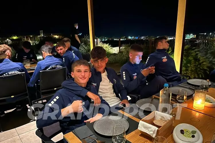 &Mu;&Iota;&Kappa;&Tau;&Eta; &Kappa;17 &Eta;&Rho;&Alpha;&Kappa;&Lambda;&Epsilon;&Iota;&Omicron;&Upsilon; (3)