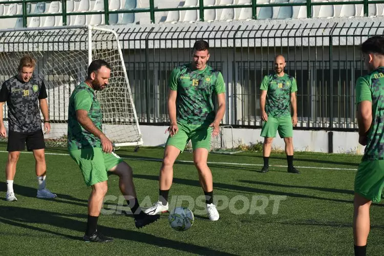 &Pi;&Omicron;&Alpha; &Pi;&Rho;&Omega;&Tau;&Eta; &Pi;&Rho;&Omicron;&Pi;&Omicron;&Nu;&Eta;&Sigma;&Eta;41