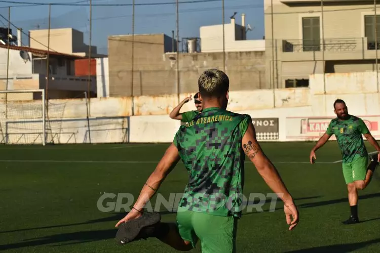 &Pi;&Omicron;&Alpha; &Pi;&Rho;&Omega;&Tau;&Eta; &Pi;&Rho;&Omicron;&Pi;&Omicron;&Nu;&Eta;&Sigma;&Eta;8