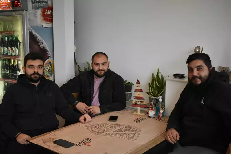 &Alpha;&Lambda;&Omicron;&Gamma;&Omicron; &Mu;&Alpha;&Lambda;&Epsilon;&Beta;&Iota;&Zeta;&Iota;&Omicron;&Upsilon; &Sigma;&Upsilon;&Nu;&Epsilon;&Nu;&Tau;&Epsilon;&Upsilon;&Xi;&Eta; (7)