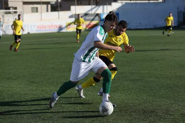 &Pi;&Omicron;&Alpha; &Alpha;&Nu;&Theta;&Epsilon;&Sigma;&Tau;&Iota;&Omega;&Nu; (10)