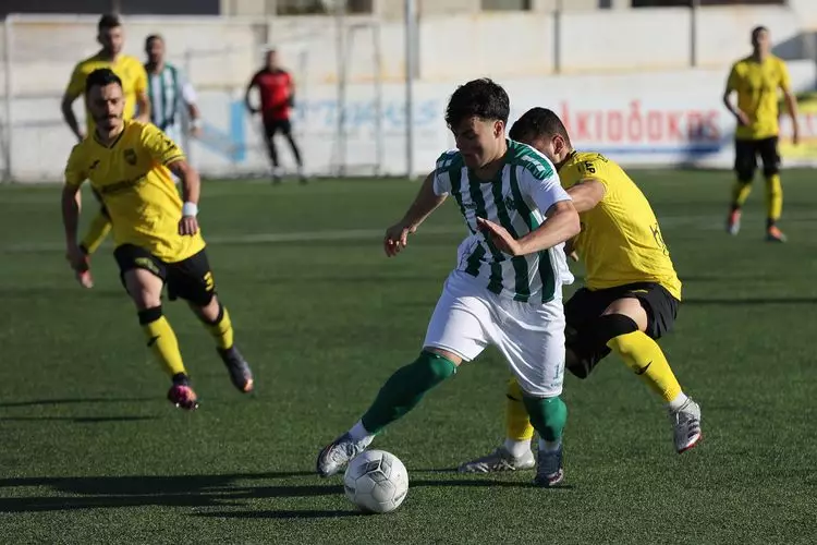 &Pi;&Omicron;&Alpha; &Alpha;&Nu;&Theta;&Epsilon;&Sigma;&Tau;&Iota;&Omega;&Nu; (11)