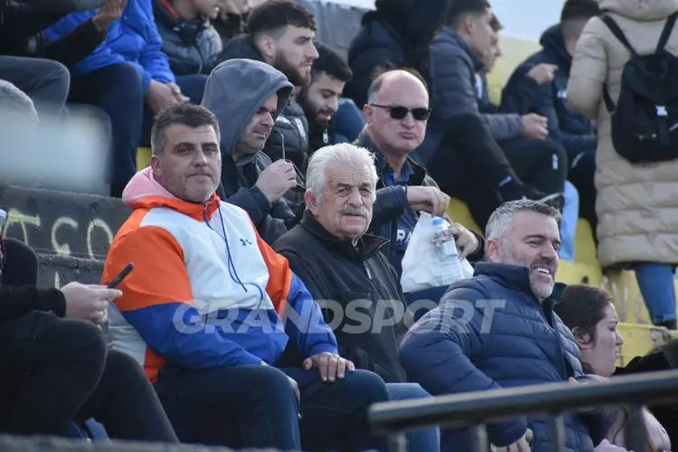 &Epsilon;&Rho;&Gamma;&Omicron;&Tau;&Epsilon;&Lambda;&Eta;&Sigma; &ndash; &Pi;&Alpha;&Omicron;&Kappa;(242)